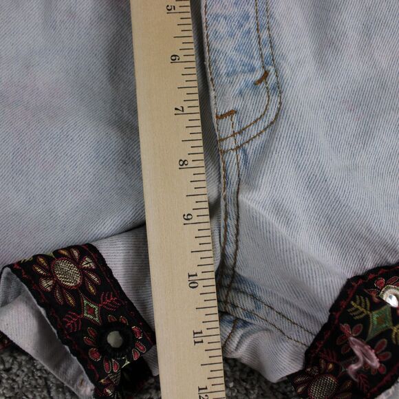 Levis Shorts Womens Juniors 7 Blue Demin Mid Rise 90s Vintage Aztec Trim - Picture 3 of 9